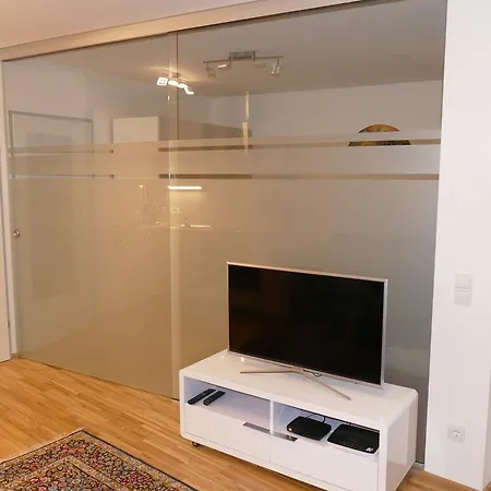 Chads Mit Tiefgarage Free Parking Appartement