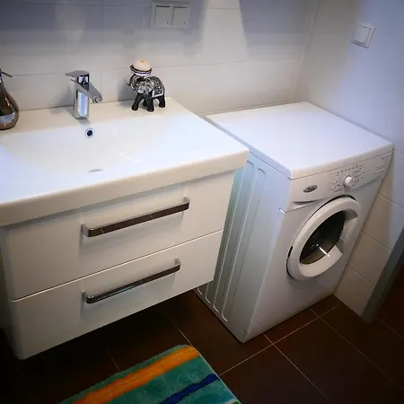 Chads Mit Tiefgarage Apartment