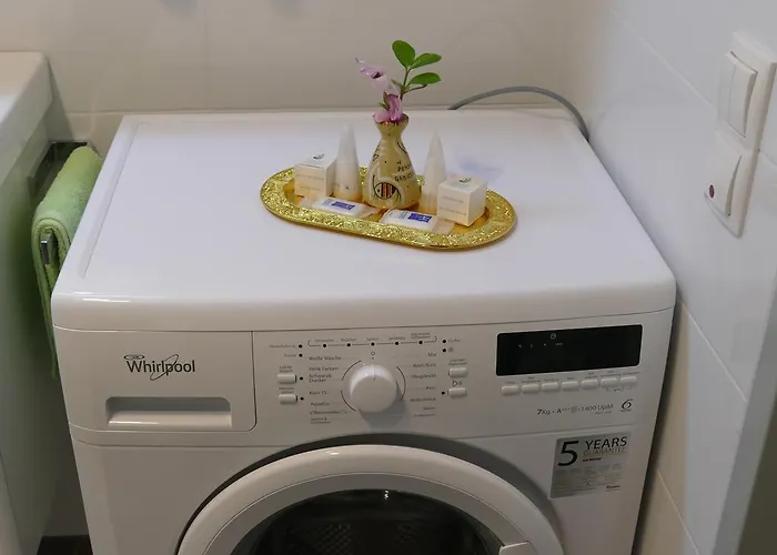 Chads Mit Tiefgarage Free Parking