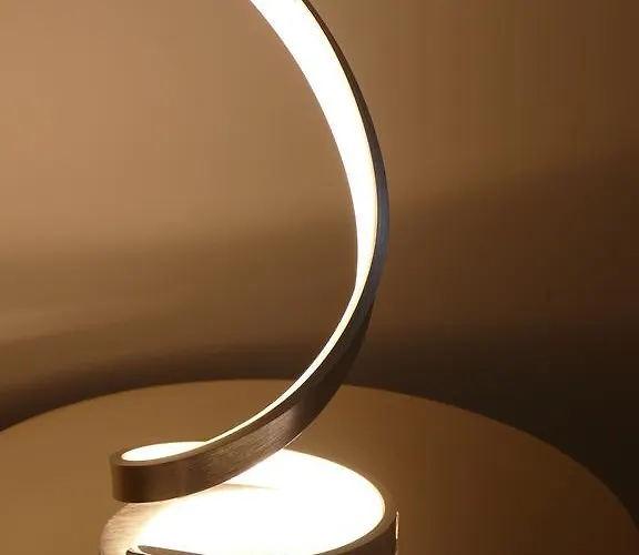 Chads Mit Tiefgarage Free Parking Грац